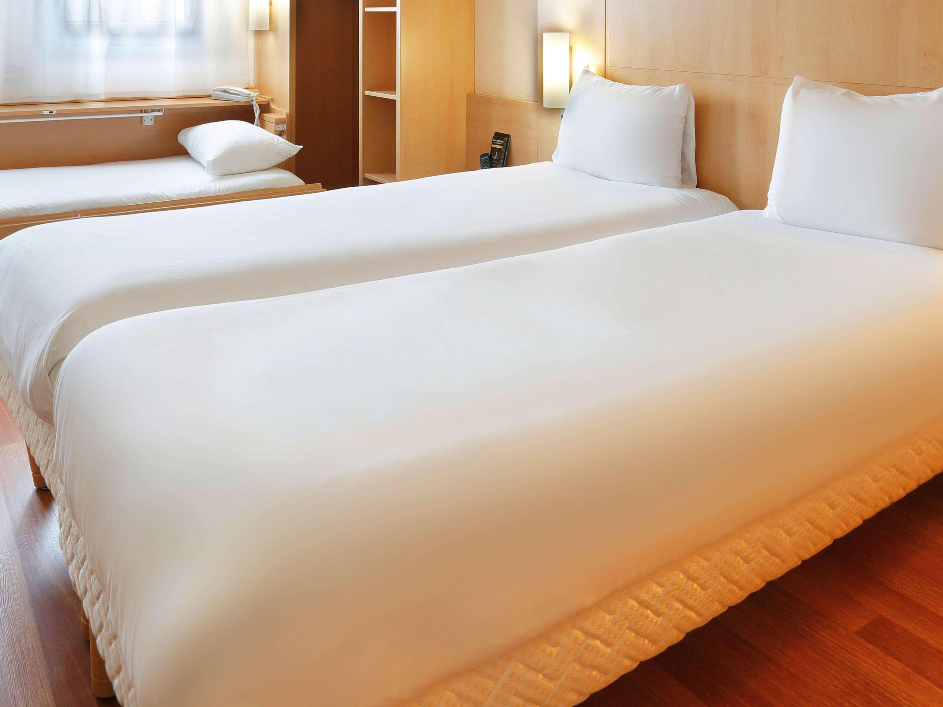 ไอบิส เอต็องป์ Hotel เอตอมป์ส ภายนอก รูปภาพ