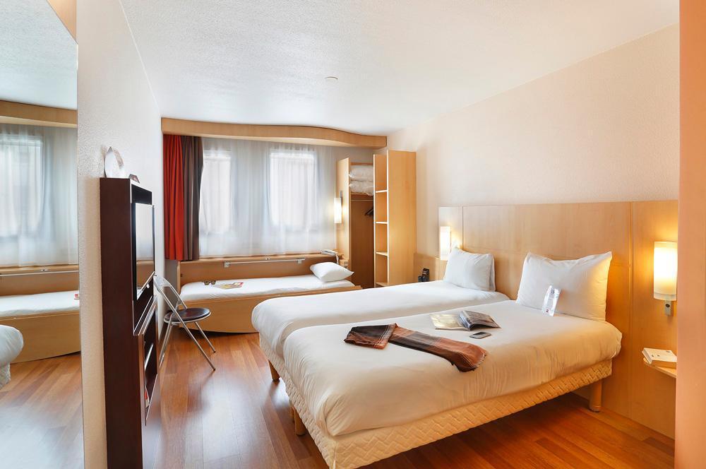 ไอบิส เอต็องป์ Hotel เอตอมป์ส ภายนอก รูปภาพ